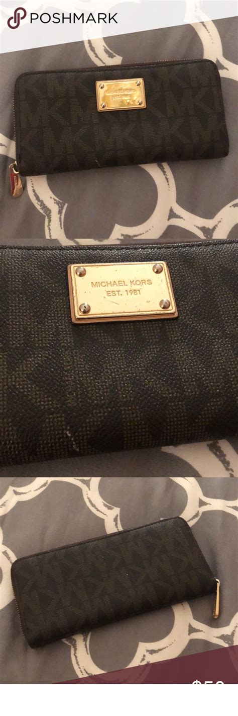 are michael kors bags stamped logo on zipper